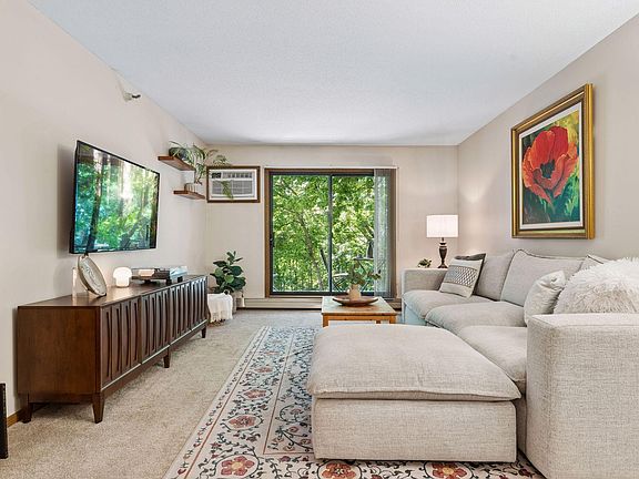 3rd image of 4151 Boone Ave N APT 106