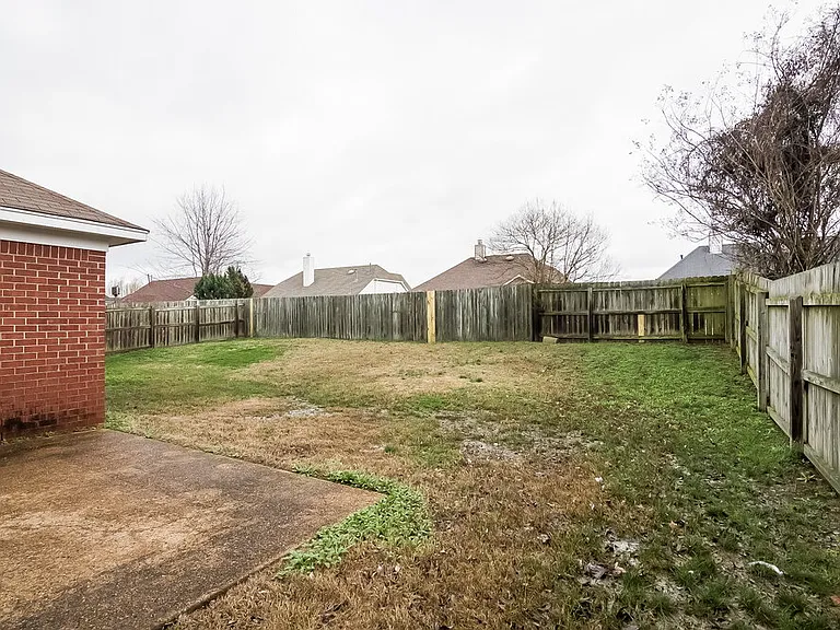 5400 Milton Ridge Dr — Photo 15
