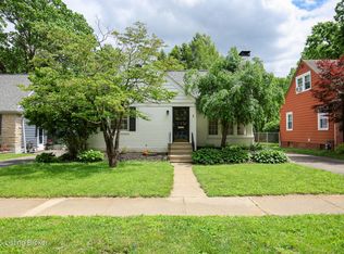 4206 Churchill Rd, Saint Matthews, KY 40207