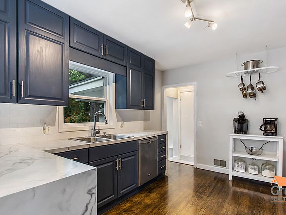 5th image of 2619 Forest Grove Ave SW