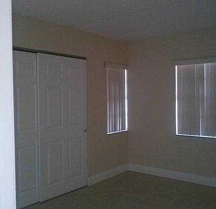 4th image of 9901 Twin Lakes Dr
