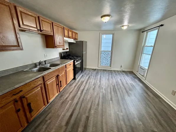 552 W 5th St #3, Erie, PA 16507