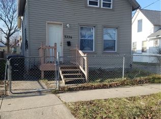 3226 W 52nd St, Cleveland, OH