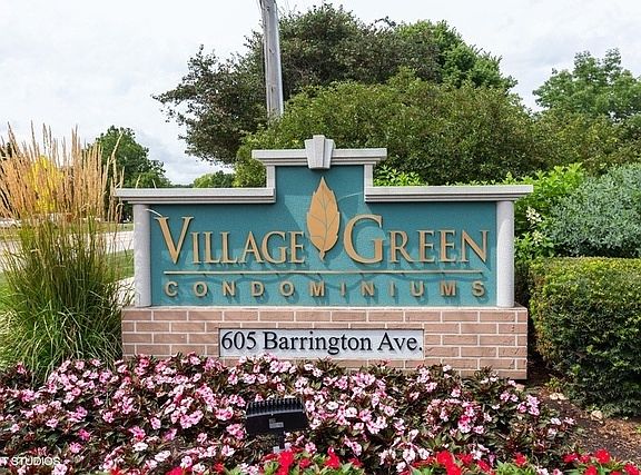 2nd image of 605 Barrington Ave #3