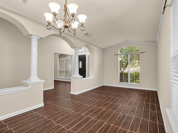 3rd image of 10108 Parker Springs Dr