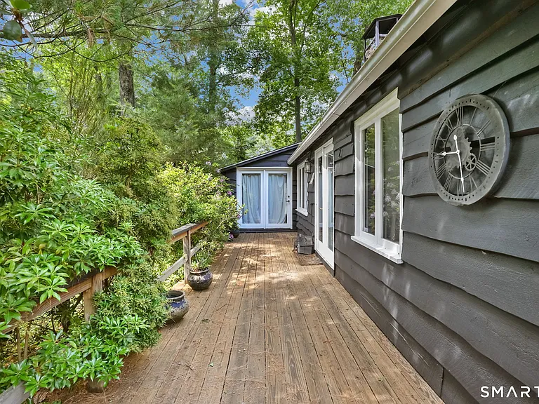 2 High Trail Rd — Photo 13