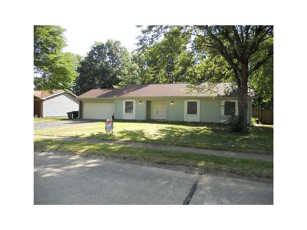 6759 Azalea Dr photo 1