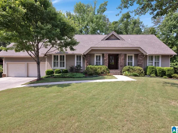 3258 Tyrol Ln, Vestavia Hills, AL 35216
