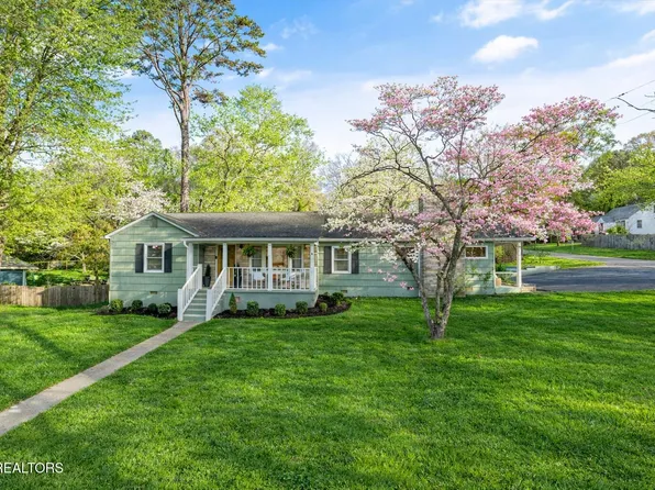 4021 Garden Dr, Knoxville, TN 37918