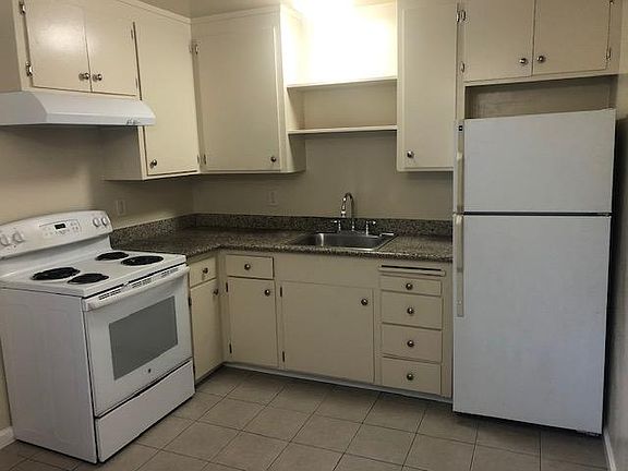 3rd image of 3117 Dakan Ct #1