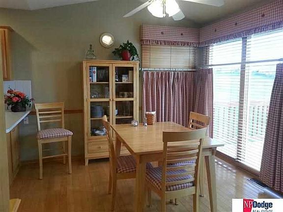 5th image of 5707 N 167th Cir
