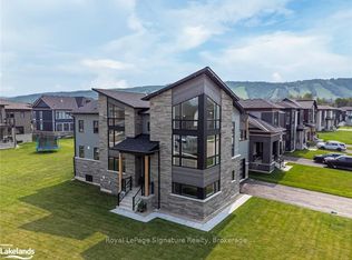 157 Springside Cres, The Blue Mountains, ON L9Y 4P5