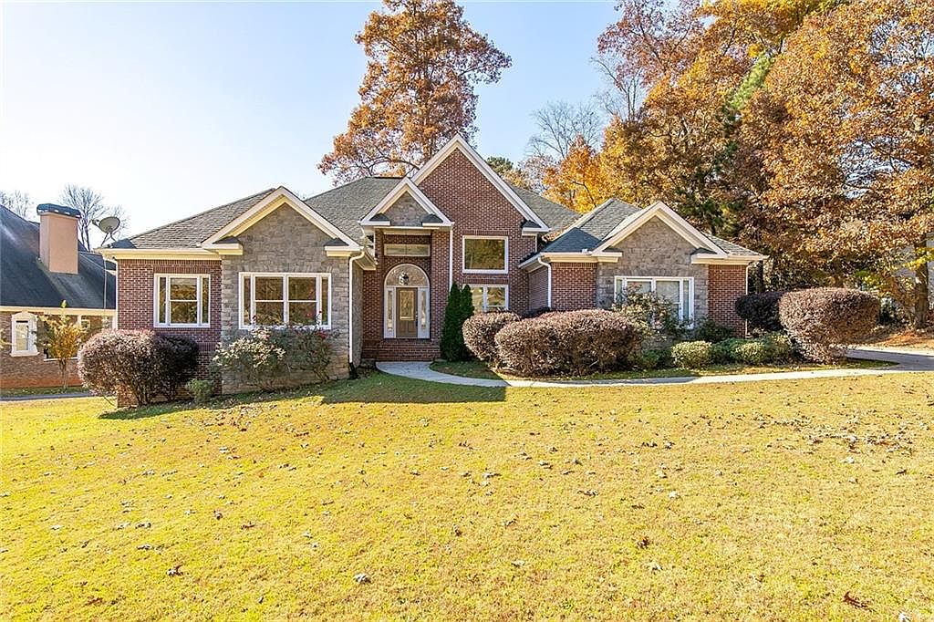 677 Tom Smith Rd, Lilburn, GA 30047 Zillow