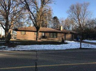 1849 County Road B E, Maplewood, MN 55109