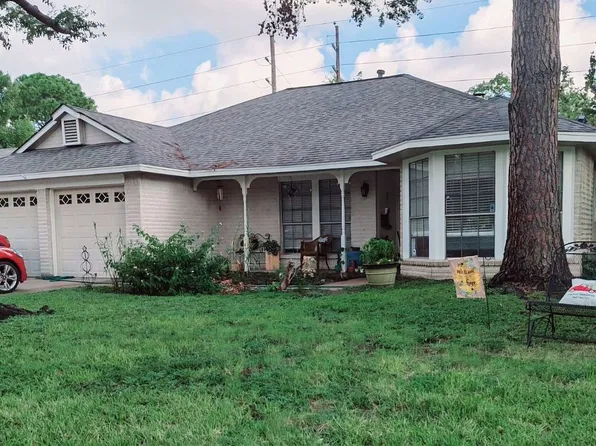 15402 Pebble Lake Dr, Houston, TX 77095