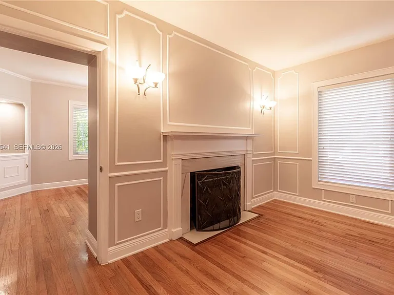 1350 Mendavia Ave — Photo 4