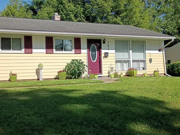 702 Saratoga Ave, Newark, OH 43055