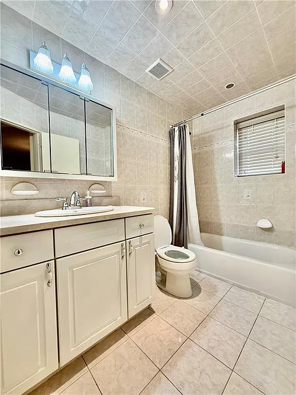 1 bed, 1.0 bath, 800 sqft, $2,200 — Photo 3