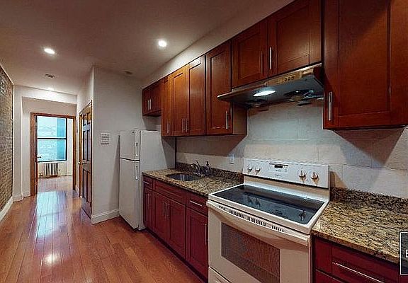 4th image of 772 9th Ave APT 3N
