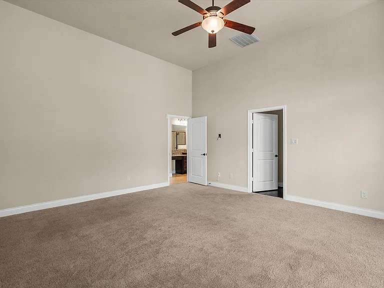2524 Davis Prairie Ln — Photo 24