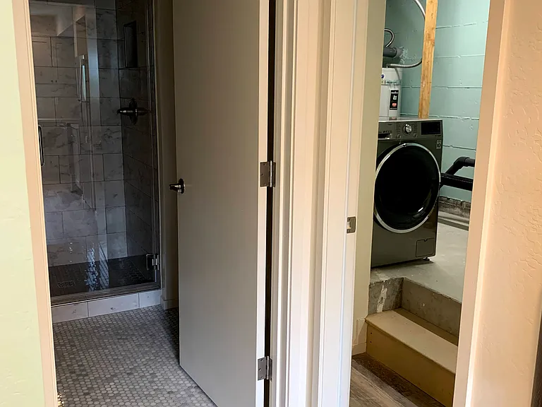 955 Irving St #B — Photo 12