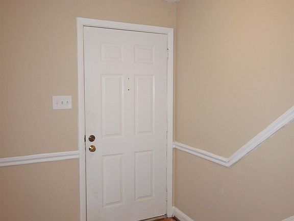 4th image of 2530 E North St APT 14L