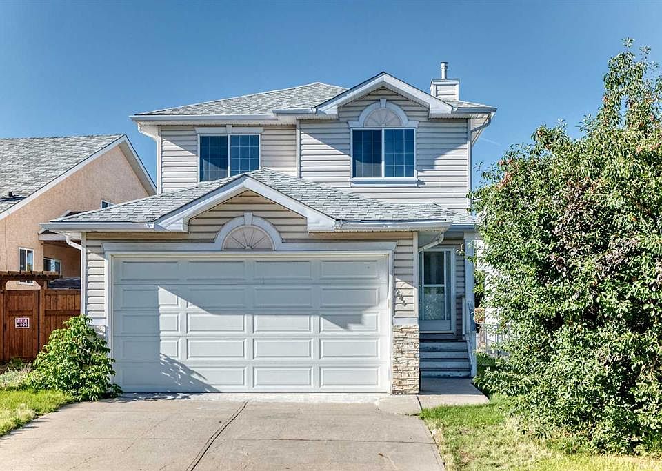 1st image of 244 S Los Alamos Pl NE