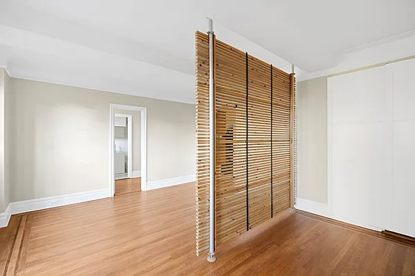 Rented by Compass | media 32