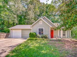2748 Melissa Ann Pl, Lithia Springs, GA 30122