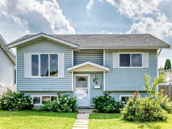 95 NE Eversole Cres, Red Deer, AB T4R 2H9