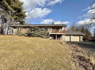 1951 Townhall Rd, Beloit, WI 53511