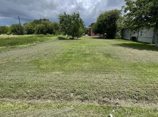 610 W 6th St, Freeport, TX 77541