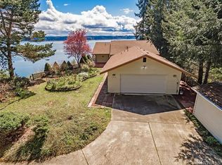 10712 Cole Point Dr, Anderson Island, WA 98303