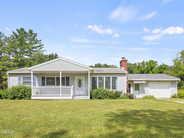 2200 Swamp Rd, Richmond, MA 01254