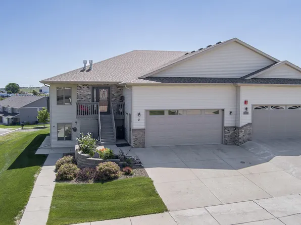 1519 N 35th St Unit 2, Bismarck, ND 58501