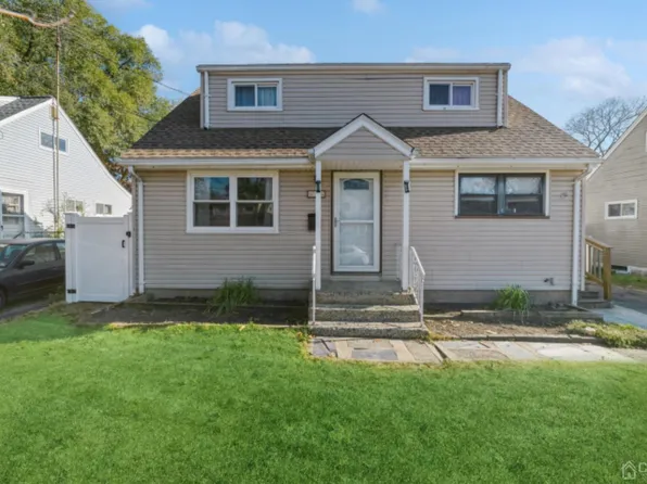316 Morgan Ave, Old Bridge, NJ 08857