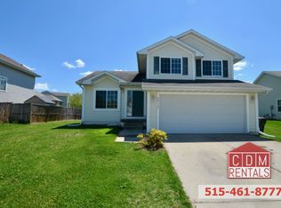 2717 Brockway Dr, Des Moines, IA 50320