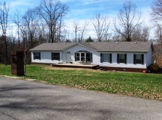 495 Eckles Cemetery Rd, Livingston, TN 38570