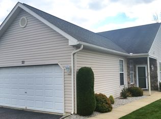 22 Turning Leaf Way, Reading, PA 19605