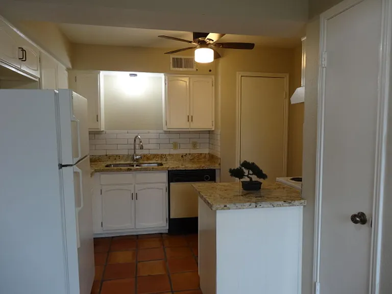 5522 Deep Forest Dr — Photo 5