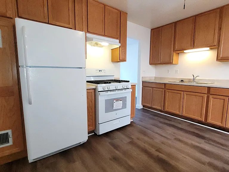 1249 Lyons Ln — Photo 1