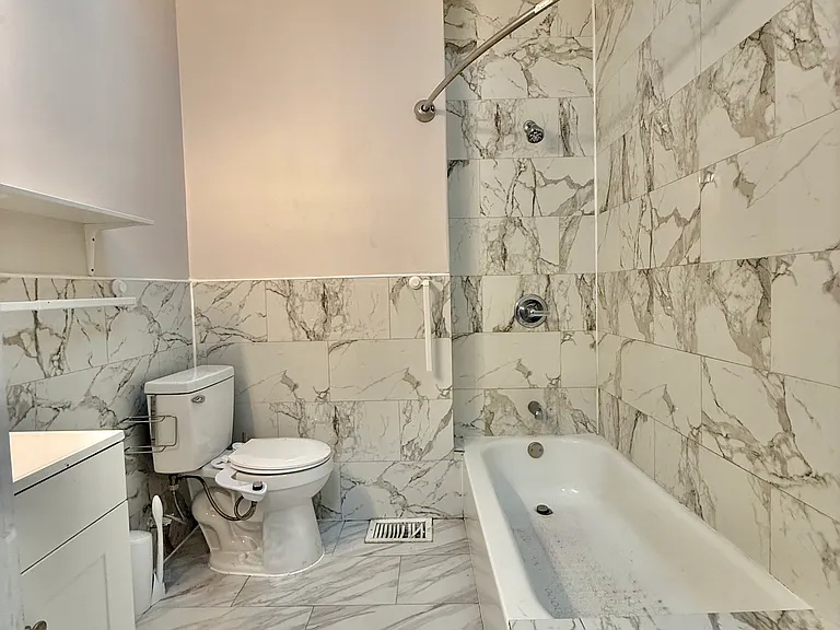 5717 Haverford Ave — Photo 15