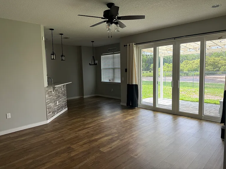 4307 Wyndcliff Cir — Photo 6