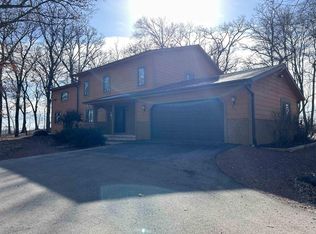 626 Oak Ridge Rd, Oregon, WI 53575