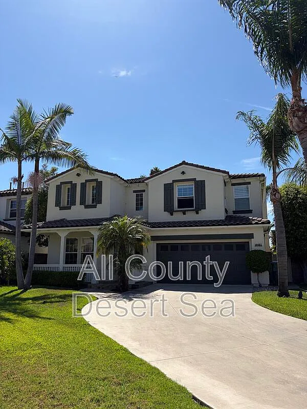 4 bed, 2.5 bath, 2371 sqft, $5,800 — Photo 1