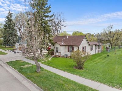 1112 Elkhorn St, Belle Fourche, SD, 57717