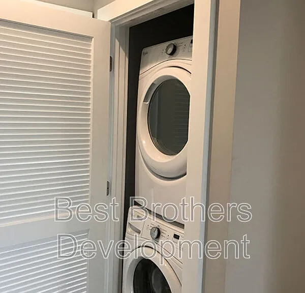 4779 S Park Ave #15 — Photo 5