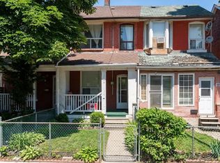 46 Sullivan St, Toronto, ON M5T 1C1