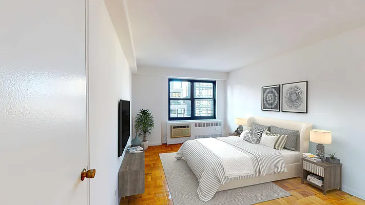 Rented by Bond New York | media 10