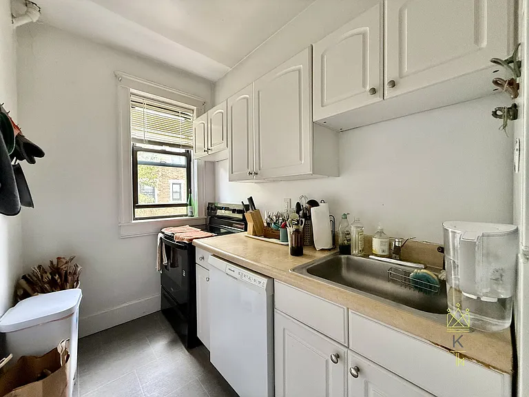 126 Babcock St #28 — Photo 2
